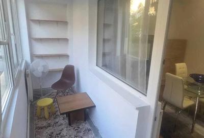 Apartament cu 3 camere decomandat în Soarelui