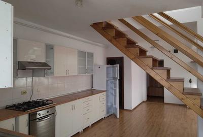 Apartament cu 4 camere decomandat în Central - 4