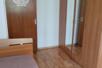 Apartament semidecomandat în Obor