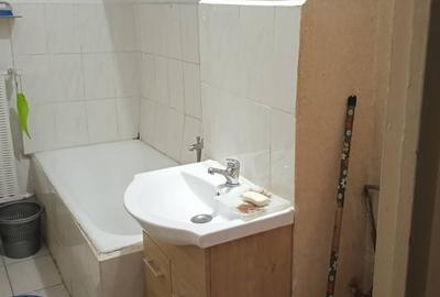 Garsonieră semidecomandată în Tei