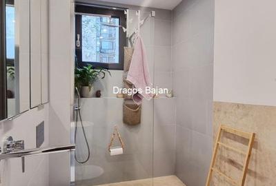 Apartament cu 3 camere, mobilat în Centrul Civic