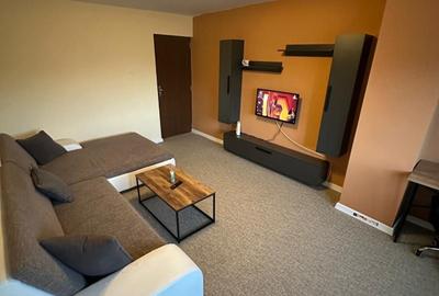 Apartament cu 2 camere decomandat în Petros - 1