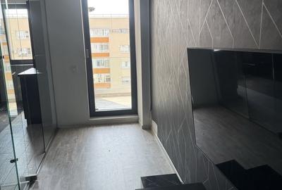 Apartament cu 2 camere decomandat în Exterior Vest