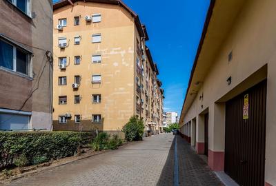 Apartament cu 2 camere semidecomandat, mobilat în Confecții