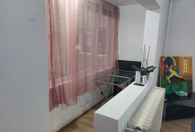 Garsonieră decomandată în Medicină - 1