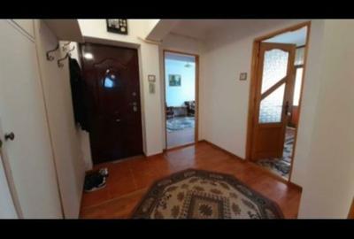 Apartament cu 2 camere decomandat în Fălticeni - 8