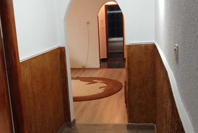 Apartament cu 2 camere semidecomandat în Micro 11 - 2