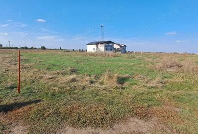 Teren de 652 mp, în Central - 1