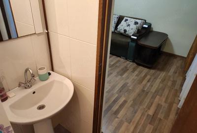 Garsonieră decomandată în Gruia