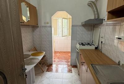 Apartament cu 2 camere decomandat în Central - 1
