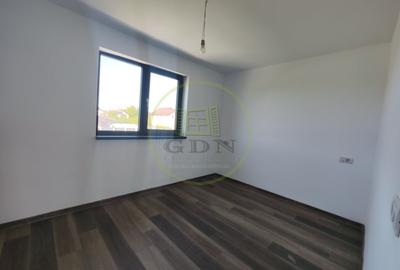 Casă individuală cu 4 camere cu Teren 340 Mp în Malu Mare - 6