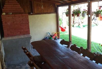 Casă cu 4 camere cu Teren 400 Mp în Cârcea