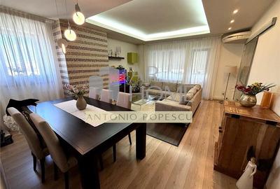 Apartament cu 4 camere decomandat, mobilat în Central