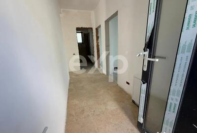 Casă cu 3 camere cu Teren 250 Mp în Clinceni