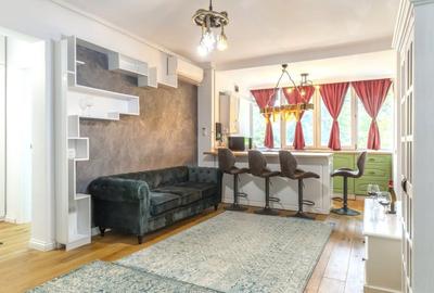 Apartament cu 3 camere semidecomandat, mobilat în Parcul Circului