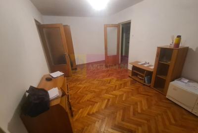 Apartament cu 2 camere semidecomandat în Central - 1
