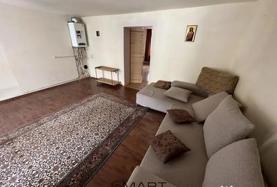 Casă cu 8 camere cu Teren 800 Mp în Central