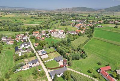 Teren Construcții intravilan de 1000 mp, în Băcel - 7