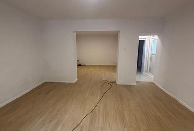 Spațiu comercial, de 50 mp, în Central