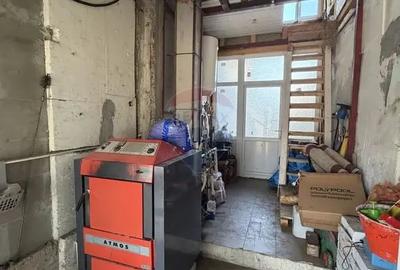 Casă cu 3 camere cu Teren 443 Mp în Central