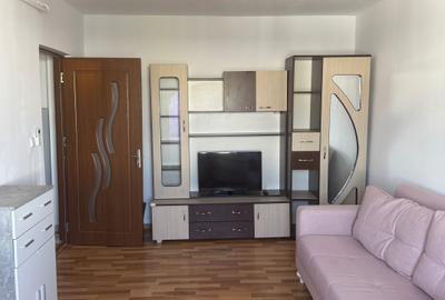 Garsonieră semidecomandată în Central