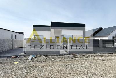 Casă individuală cu 4 camere cu Canalizare în Berceni