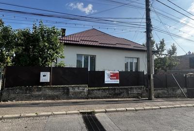Casă individuală cu 3 camere cu Canalizare în Andrei Mureșanu - 2