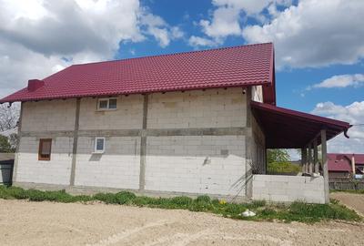 Casă cu 3 camere în Mitocu Dragomirnei - 6