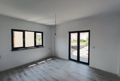Apartament cu 2 camere decomandat în Vișan - 9