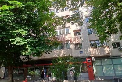 Apartament cu 2 camere semidecomandat în Berceni - 9