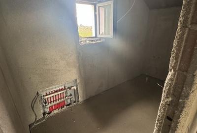 Casă cu 4 camere cu Teren 400 Mp în Clinceni - 9