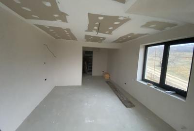 Casă cu 4 camere în Vlădiceni - 3