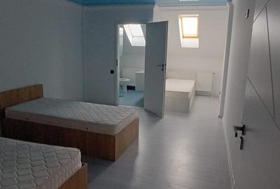 Casă individuală cu 20 camere cu Canalizare în Episcopia Bihorului - 11