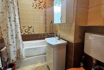 Apartament cu 2 camere decomandat în Deve