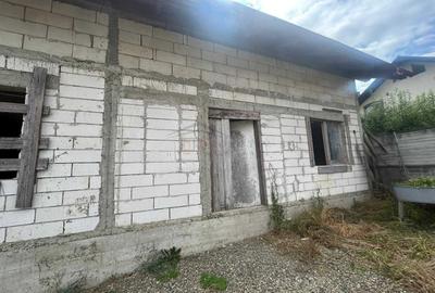 Casă cu 4 camere în Sfântu Ilie