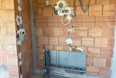 Casă cu 4 camere cu Teren 400 Mp în Slimnic - 11