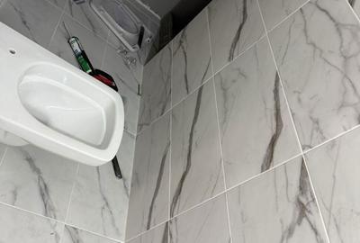 Spațiu comercial, de 80 mp, în Central - 4
