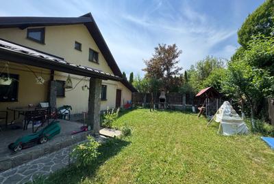 Casă individuală cu 8 camere cu Canalizare în Breaza - 2