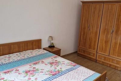 Apartament cu 2 camere decomandat în Titan