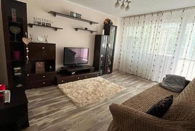 Apartament cu 2 camere decomandat, mobilat în Progresul - 1
