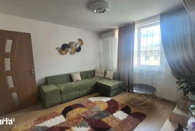 Apartament cu 3 camere decomandat în Dărmănești