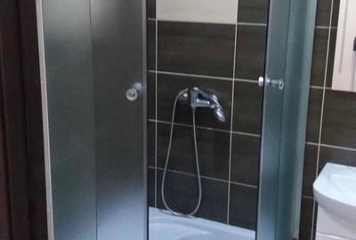 Garsonieră decomandată în Eroii Revoluției