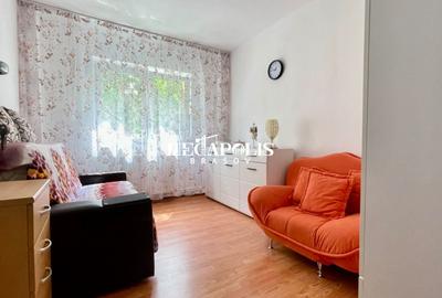 Apartament cu 3 camere decomandat în Răcădău - 15