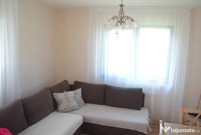 Apartament cu 3 camere decomandat în Valea Alba