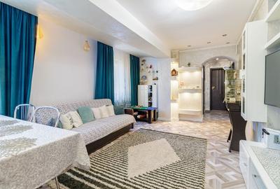 Apartament cu 3 camere semidecomandat în Regie