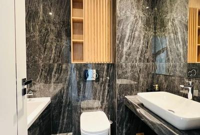 Apartament cu 3 camere semidecomandat în Mărăști