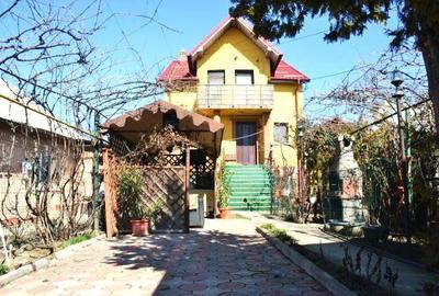 Casă cu 5 camere cu Teren 850 Mp în Exterior Est