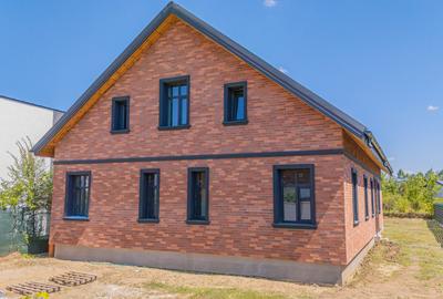 Casă individuală cu 5 camere cu Teren 991 Mp în Corbeanca