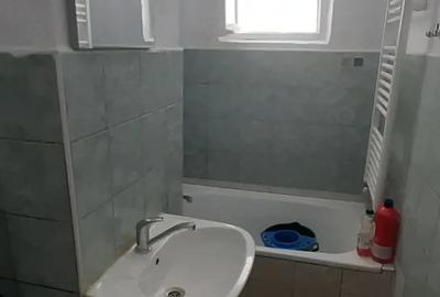 Garsonieră decomandată în Central - 1