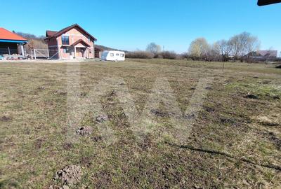 Teren Construcții intravilan de 712 mp, în Periferie - 2